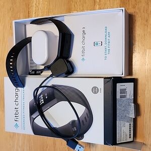 Fitbit Charge 3 - used, in box with chargers